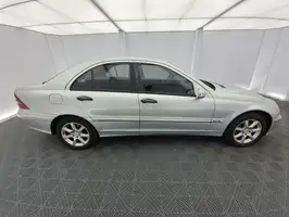 2005  Mercedes Unknown - Image 15