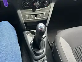 2023  Renault Sandero - Image 18