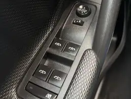 2022  Chevrolet Tracker - Image 13