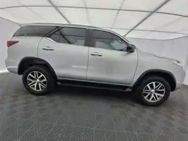 2018  Toyota Fortuner - Image 35