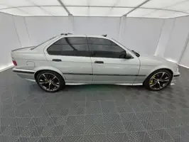 1992  Bmw Serie - Image 16