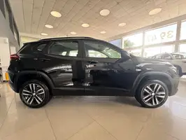 2025  Chevrolet Tracker - Image 19