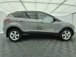 2013  Ford Escape - Image 15