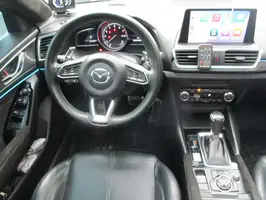 2017  Mazda 3 - Image 18