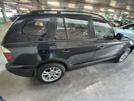 2011  Bmw X3 - Image 18