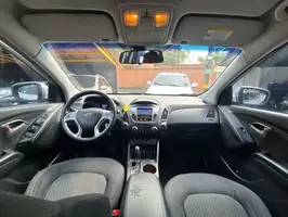 2011  Hyundai Tucson - Image 18