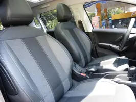 2024  Peugeot Unknown - Image 17