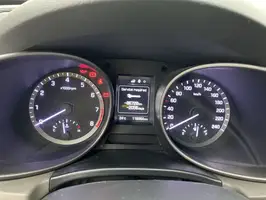 2016  Hyundai Santa - Image 24