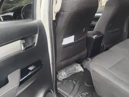 2025  Toyota Hilux - Image 14