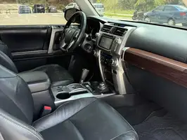 2017  Toyota 4Runner - Image 32