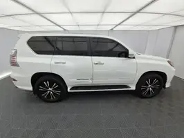 2016  Lexus Unknown - Image 16