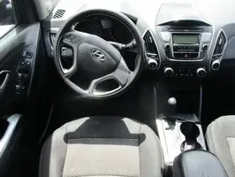 2012  Hyundai Tucson - Image 21
