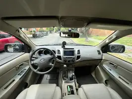 2010  Toyota Fortuner - Image 22