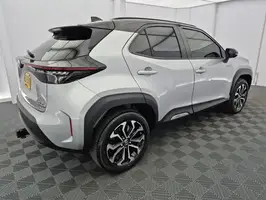 2024  Toyota Yaris - Image 16