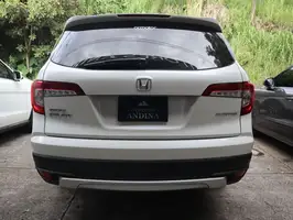 2019  Honda Pilot - Image 16