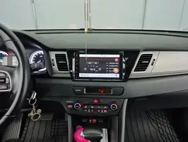 2019  Kia Niro - Image 25