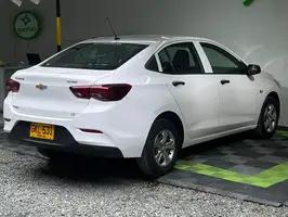 2021  Chevrolet Onix - Image 12