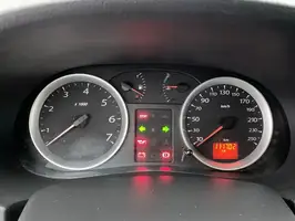 2010  Renault Symbol - Image 21