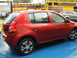 2015  Renault Sandero - Image 14