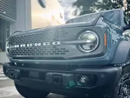 2025  Ford Bronco - Image 6