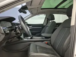 2024  Audi Q8 - Image 40