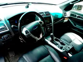 2014  Ford Explorer - Image 20