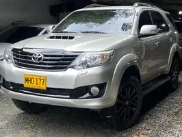 2012  Toyota Fortuner - Image 7
