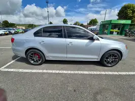 2012  Volkswagen Jetta - Image 15