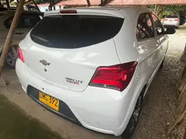 2017  Chevrolet Onix - Image 20