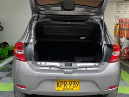 2022  Renault Sandero - Image 25