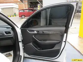 2015  Audi Q3 - Image 25