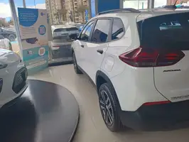 2025  Chevrolet Tracker - Image 8