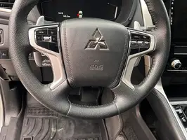 2022  Mitsubishi Unknown - Image 30