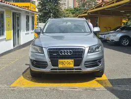 2011  Audi Q5 - Image 6