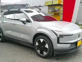 2025  Volvo Unknown - Image 6