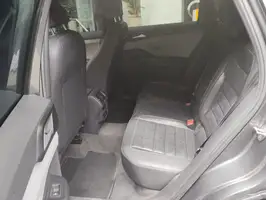 2022  Volkswagen Taos - Image 35