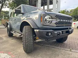 2025  Ford Bronco - Image 11