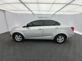 2016  Chevrolet Sonic - Image 12