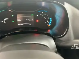 2024  Renault Kwid - Image 12