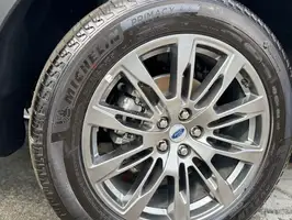 2025  Ford Explorer - Image 13