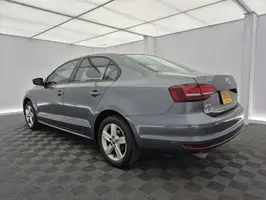 2018  Volkswagen Jetta - Image 9