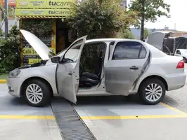 2016  Volkswagen Voyage - Image 13