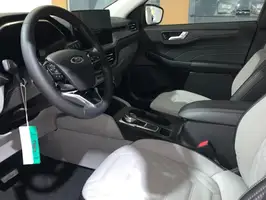 2024  Ford Escape - Image 18