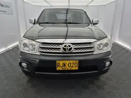 2011  Toyota Fortuner - Image 7