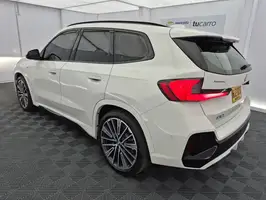 2025  Bmw Ix1 - Image 32