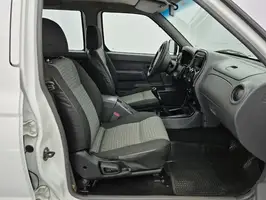 2013  Nissan Np300 - Image 21