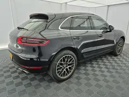 2015  Porsche Unknown - Image 17