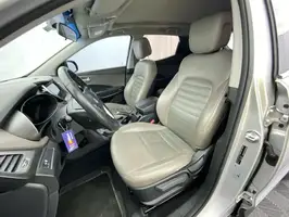 2016  Hyundai Santa - Image 20