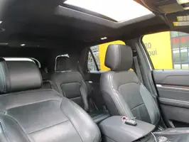 2019  Ford Explorer - Image 24