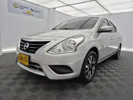 2017  Nissan Versa - Image 11